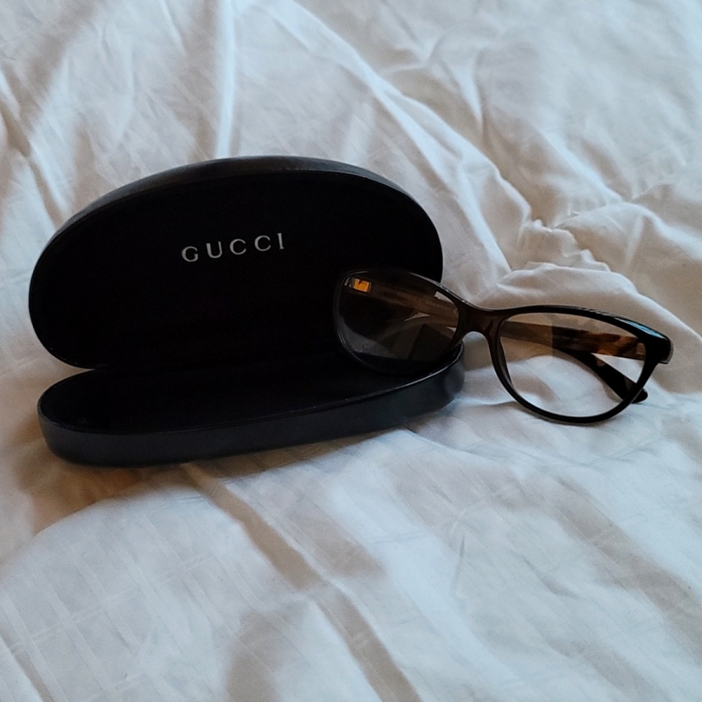 Gucci Eyeglass Frame - Picture 6 of 6